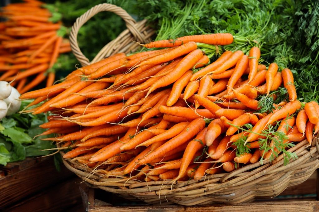 carrots like those shown in the image are easy on the stomach.